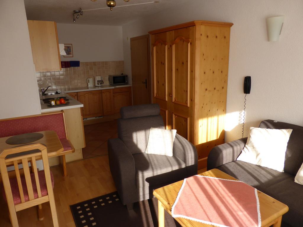 Haus Suedblick Appartements Зеефелд в Тирол Екстериор снимка